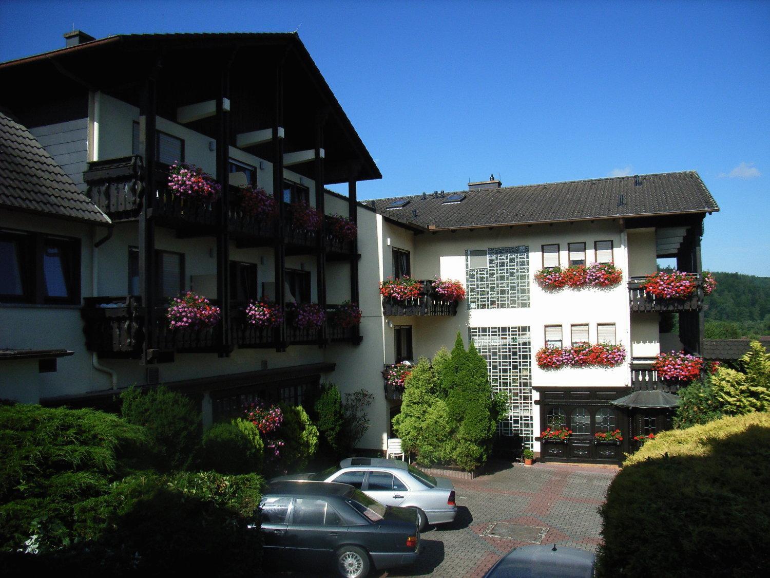 Hotel Schloessmann Garni บาดเคอนิก ภายนอก รูปภาพ