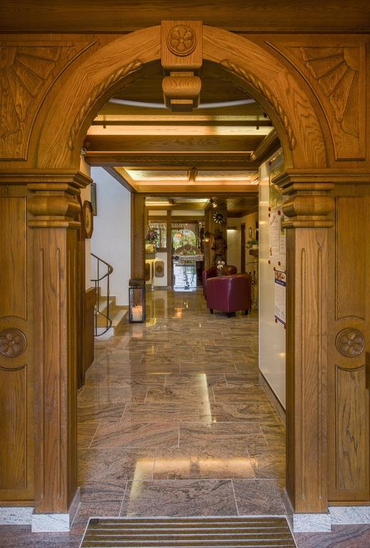 Hotel Schloessmann Garni บาดเคอนิก ภายนอก รูปภาพ